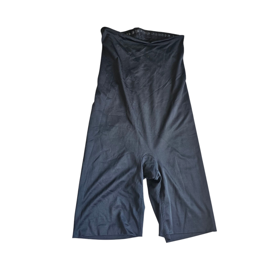 Spanx Shorts Womens Medium Black High Waist MidThigh Shapewear